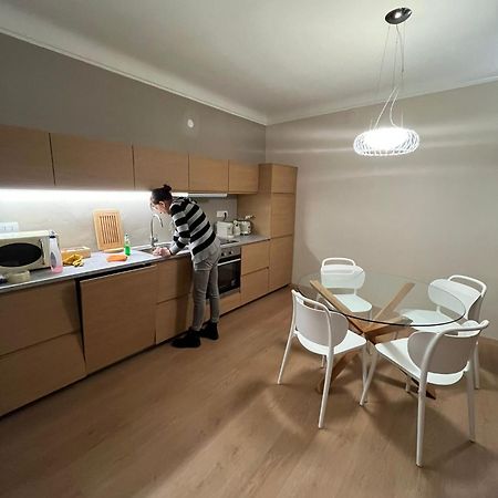 Belabri - Central Charme&Comfort -Mansarde E Appartamento アオスタ エクステリア 写真